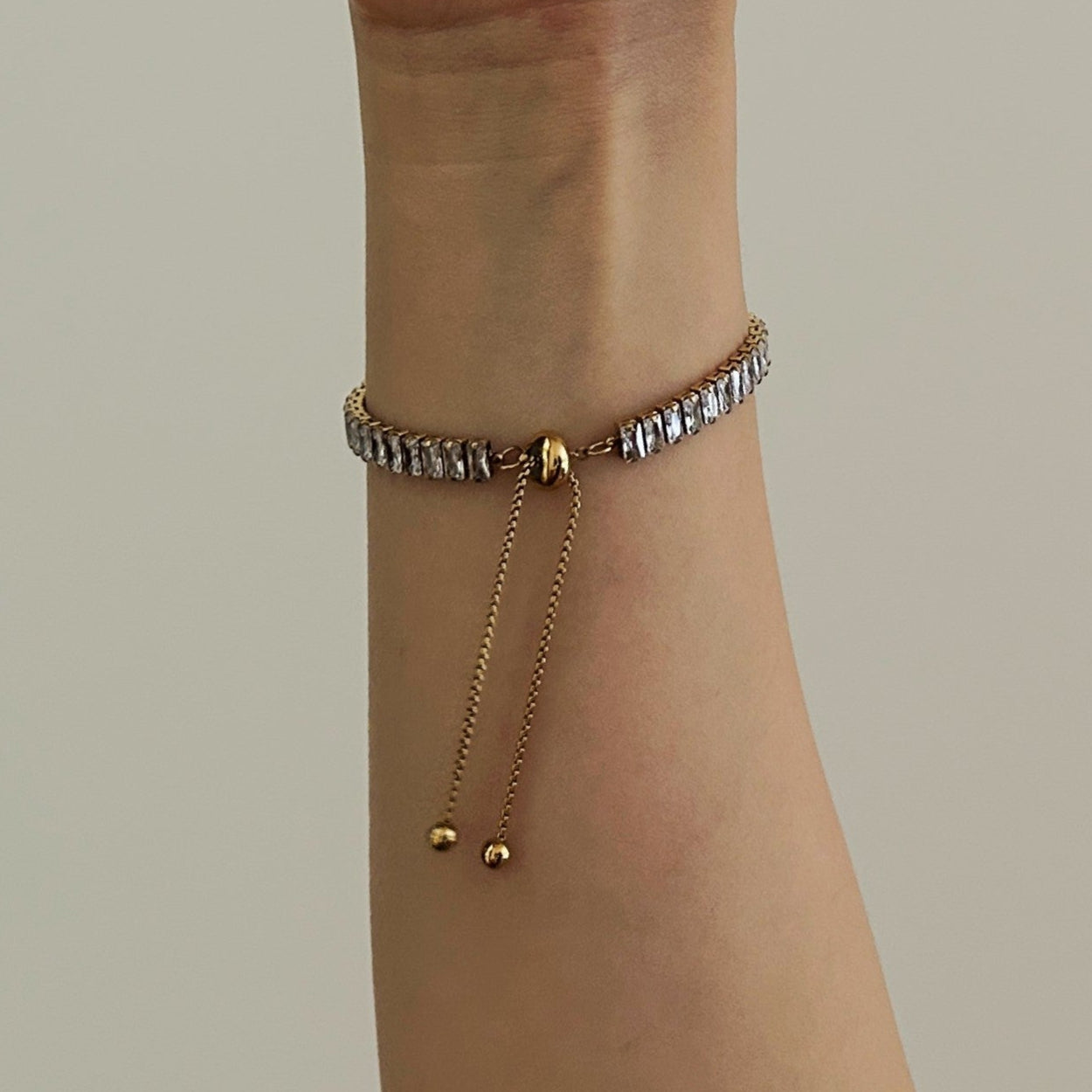 Regal Bracelet