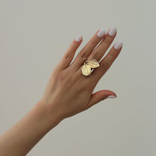 Double Leaf Ring