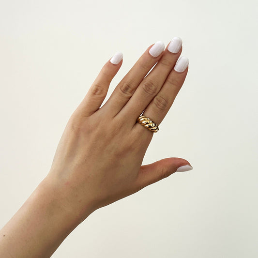 Twist Dome Ring