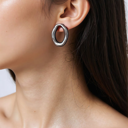 Sculpted Oval Earrings